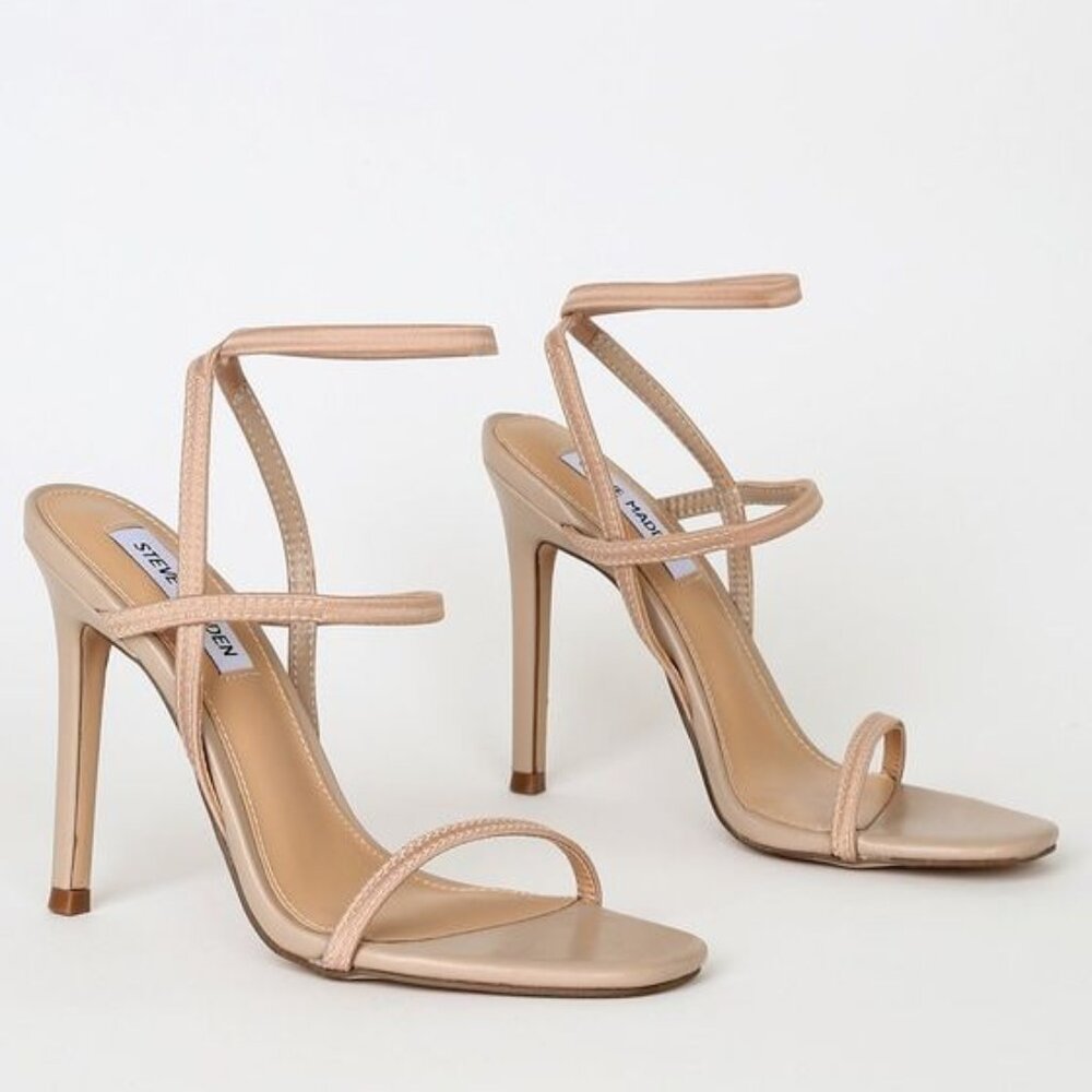 Size 6 Steve Madden Nectur Nude Heels